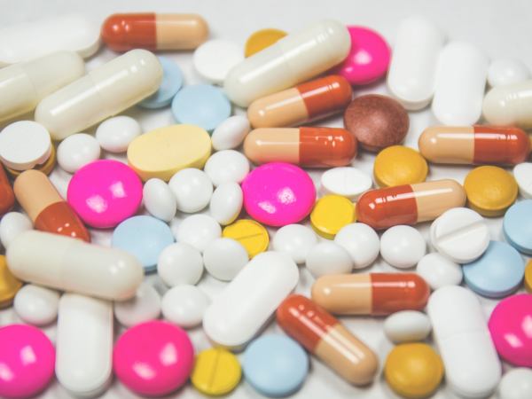 A photograph of a pile of pills